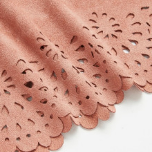 NEW Light Mauve Halter Crop Top - Picture 5 of 5